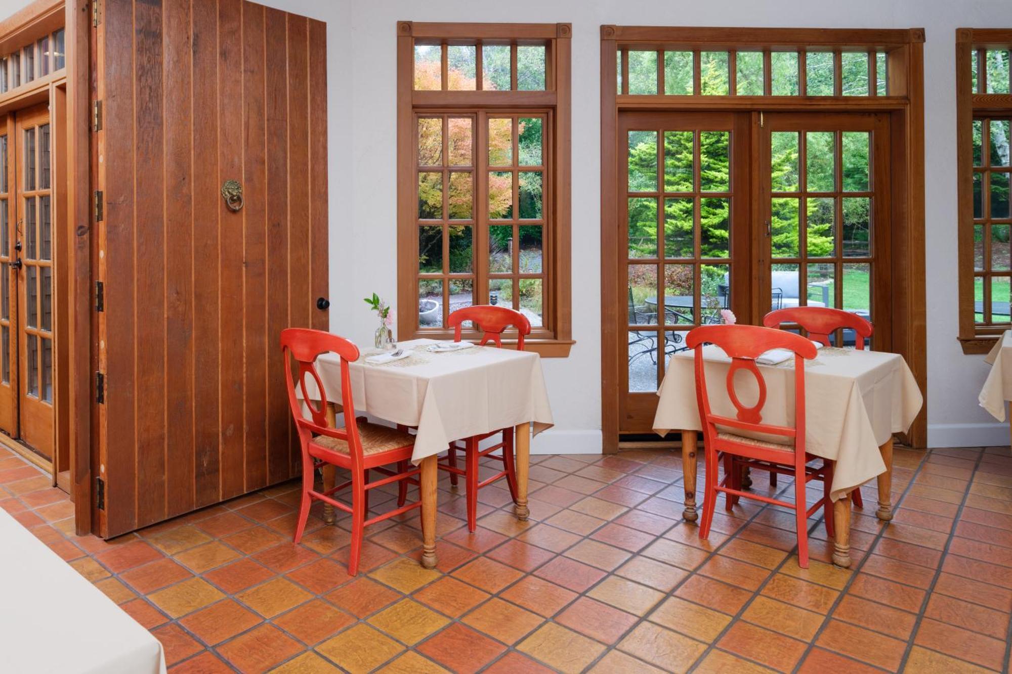 And Retreat Bed and breakfast Arch Cape