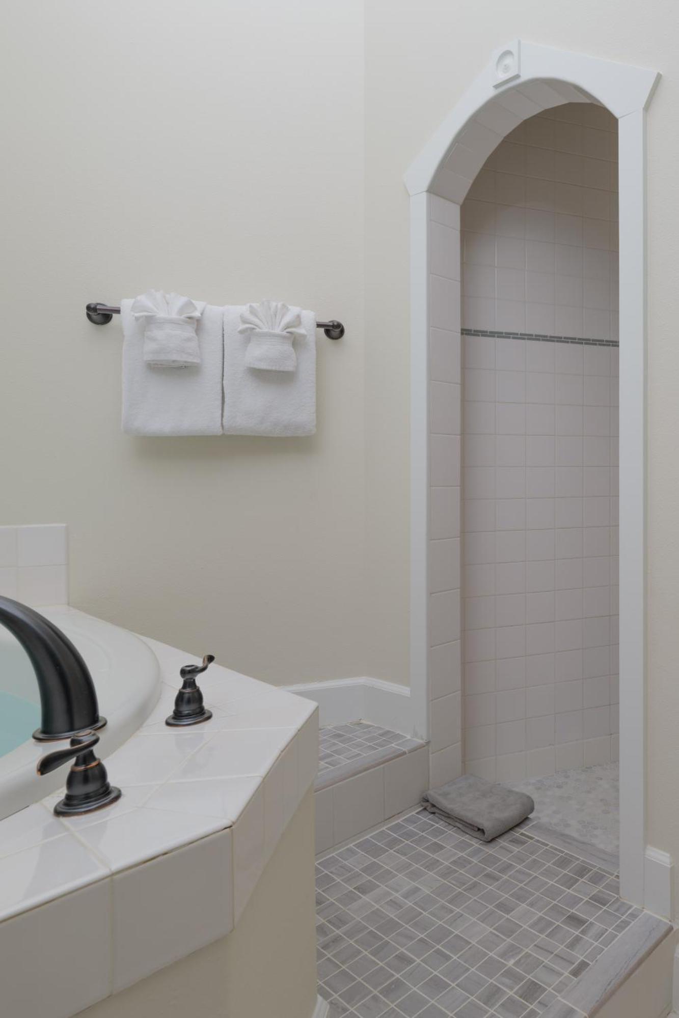 And Retreat Bed & Breakfast 3*