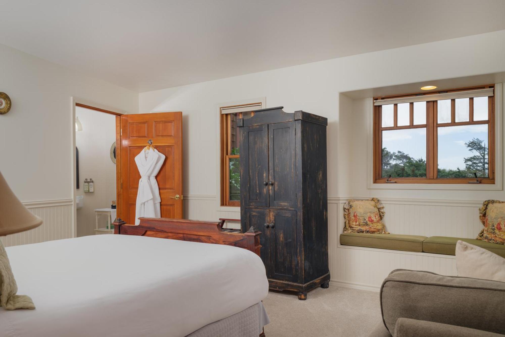 Bed & Breakfast And Retreat Arch Cape