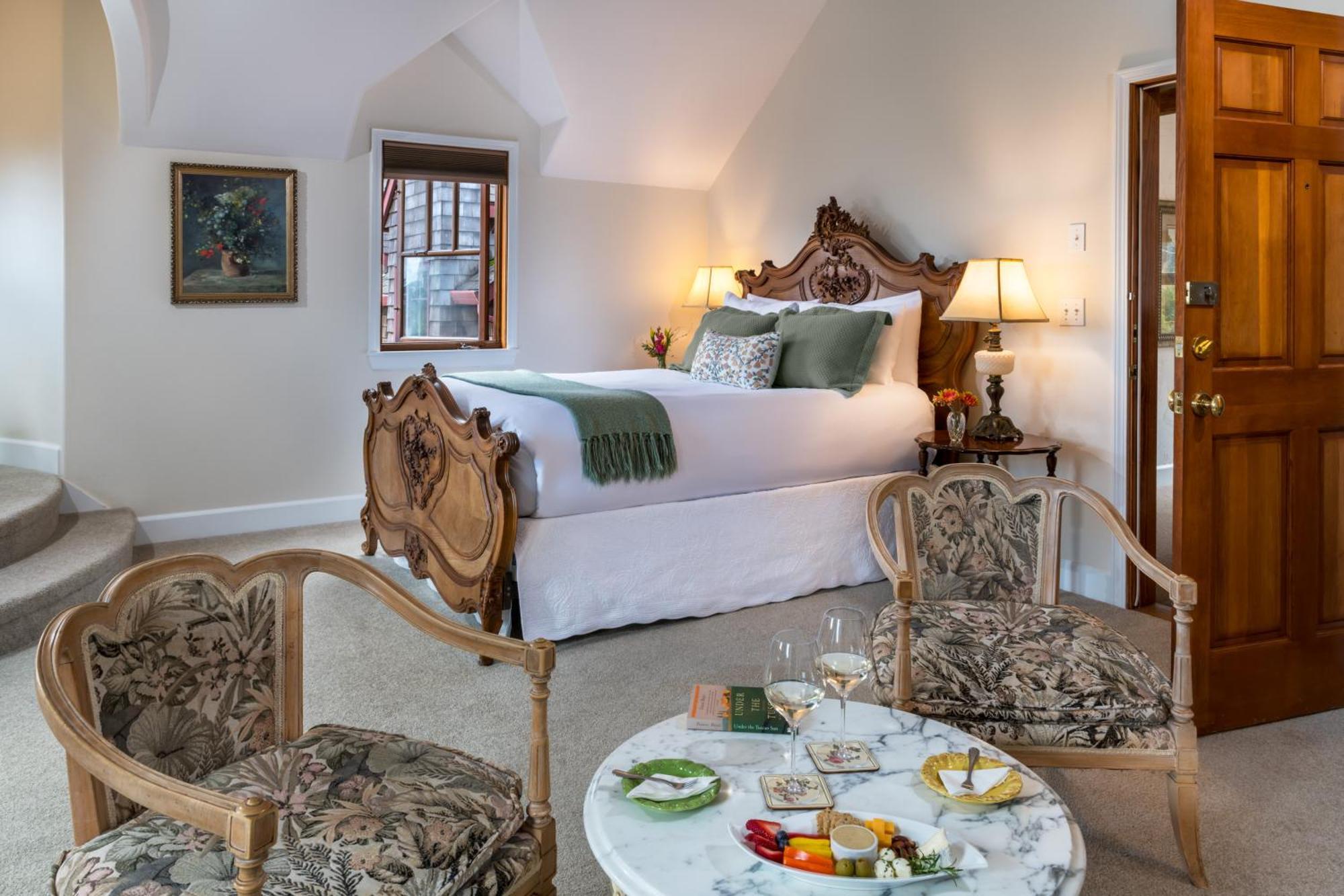 And Retreat Bed & Breakfast